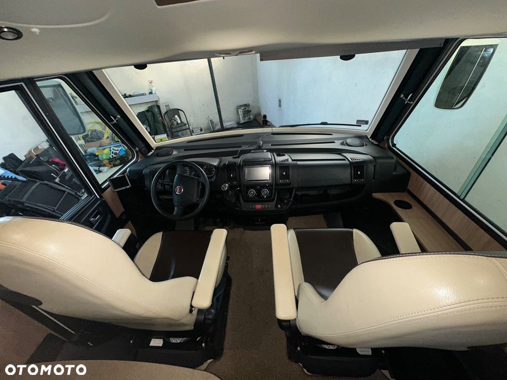 PILOTE G740 Aventura - 5