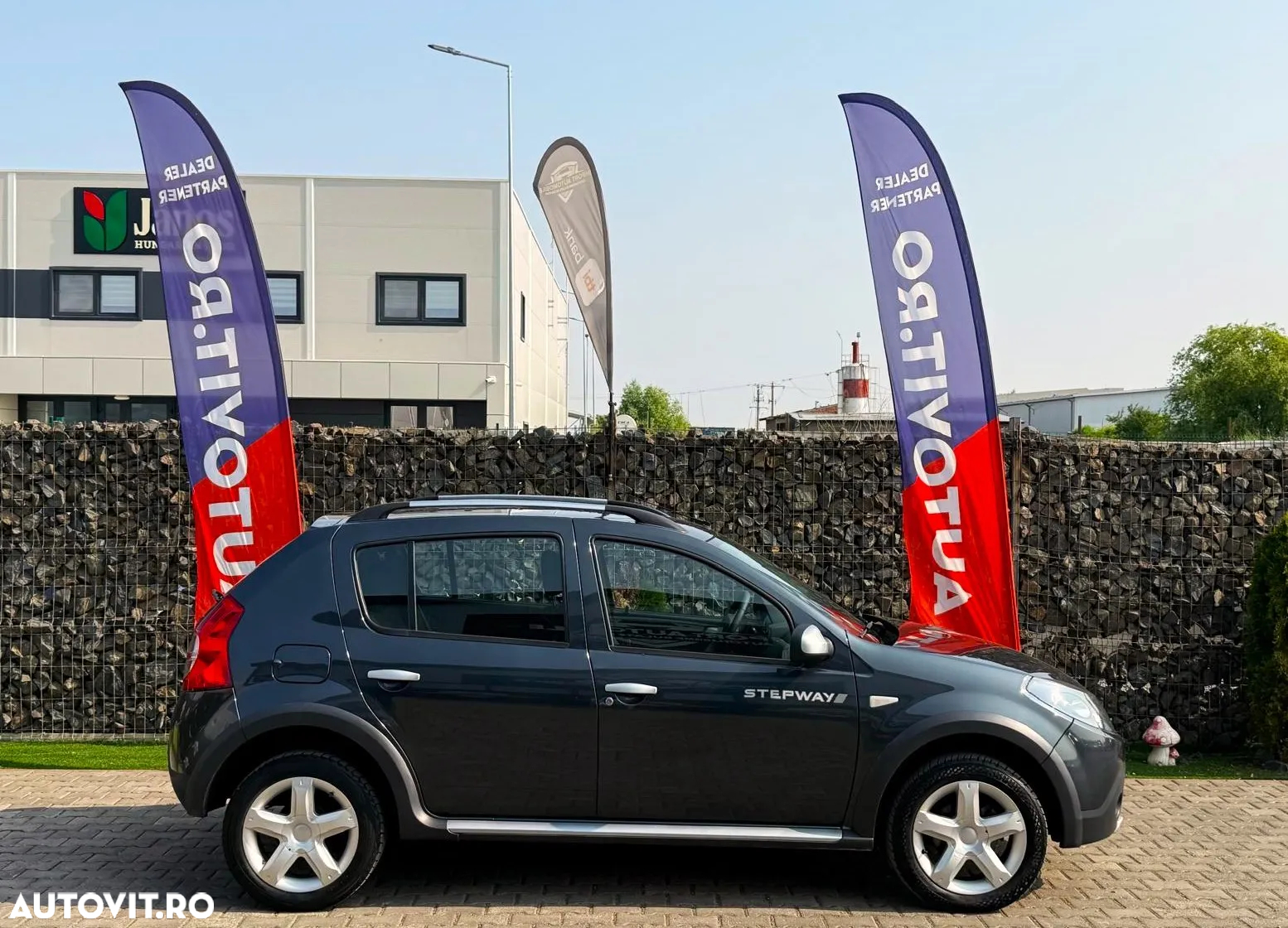 Dacia Sandero 1.6 MPI Stepway - 16