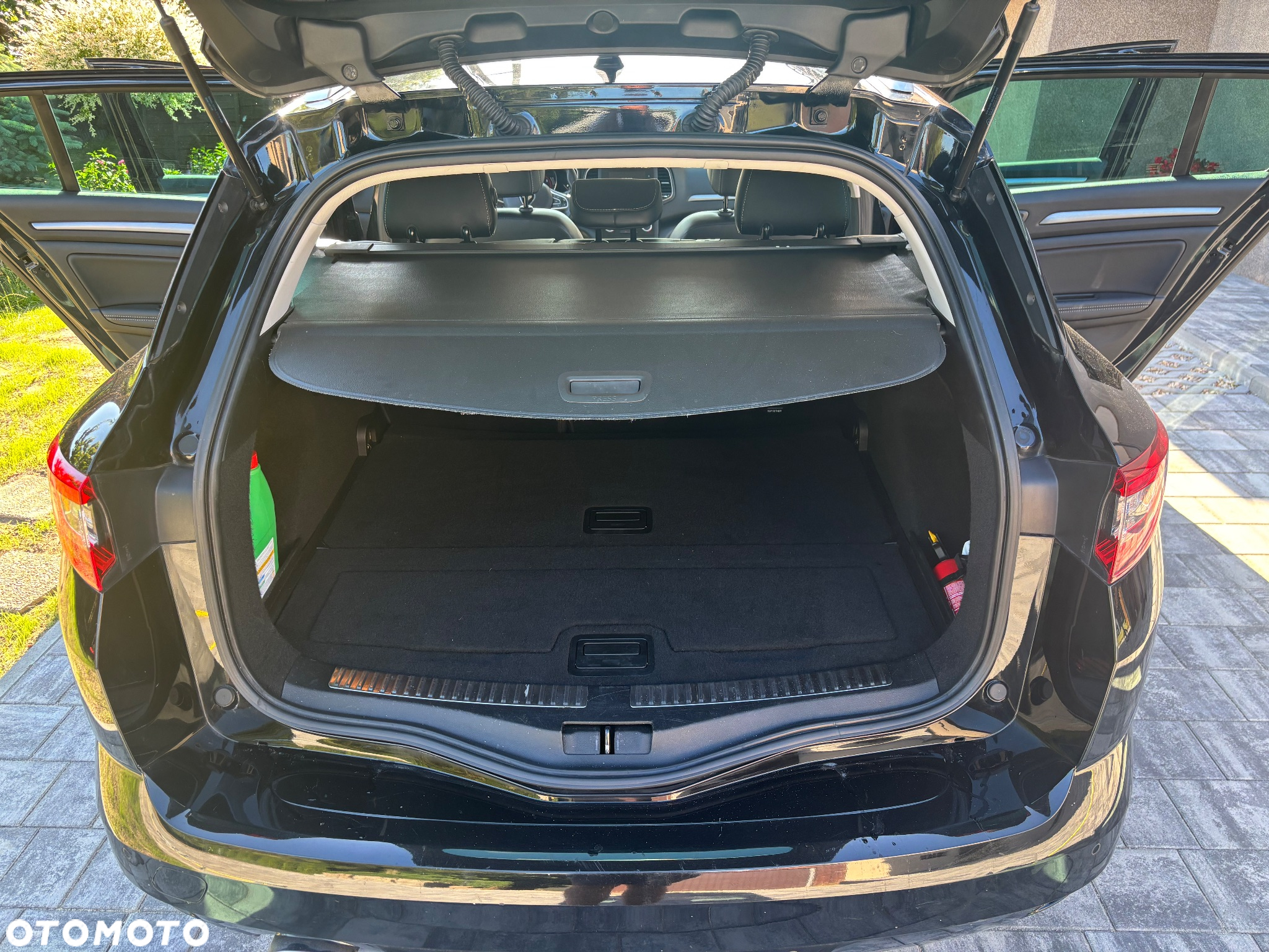 Renault Megane ENERGY TCe 130 EDC INTENS - 11