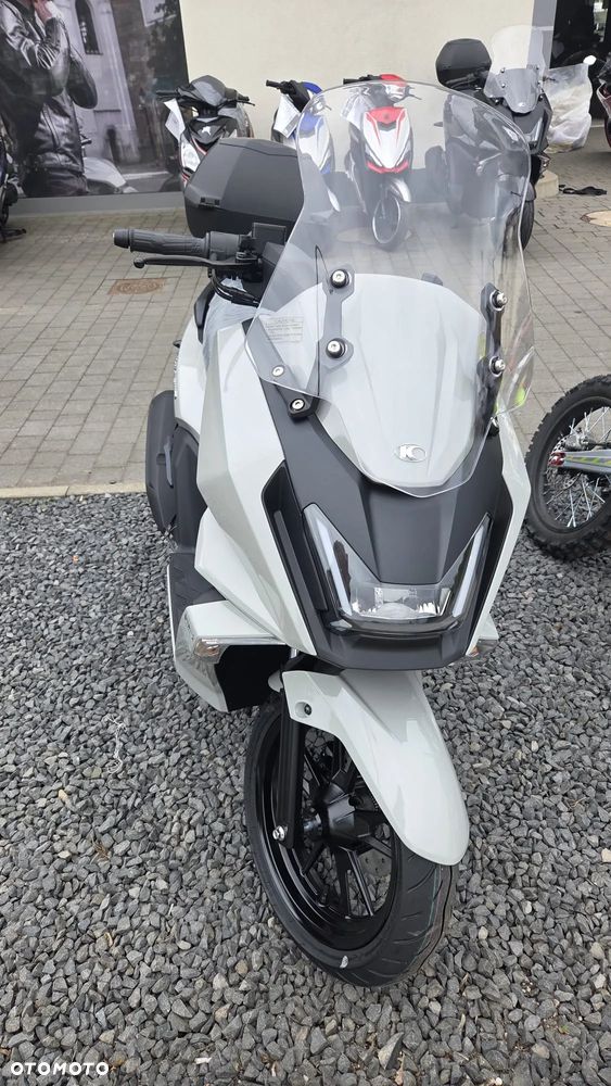 Kymco Skytown - 13