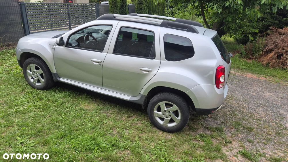 Dacia Duster 1.6 16V 4x2 Prestige - 4