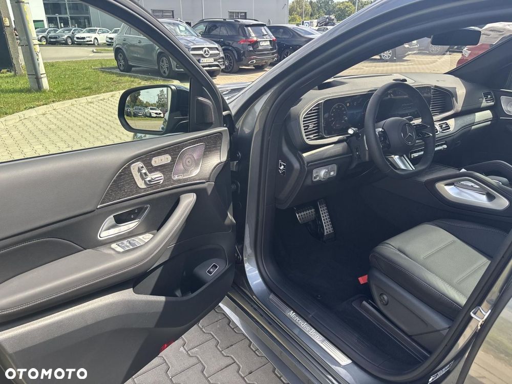 Mercedes-Benz GLE - 12