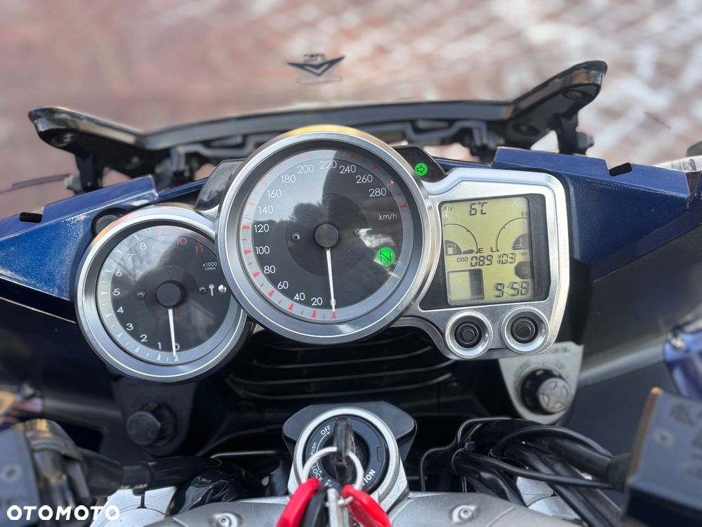 Yamaha FJR - 32