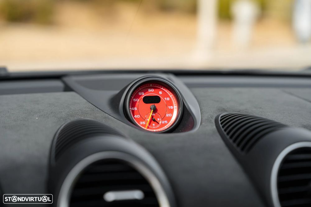 Porsche 718 Cayman GT4 RS - 26