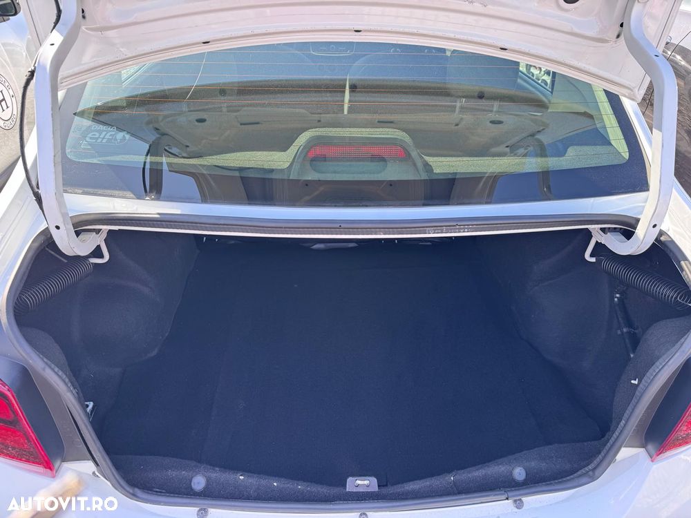 Dacia Logan 1.5 dCi Ambiance - 21