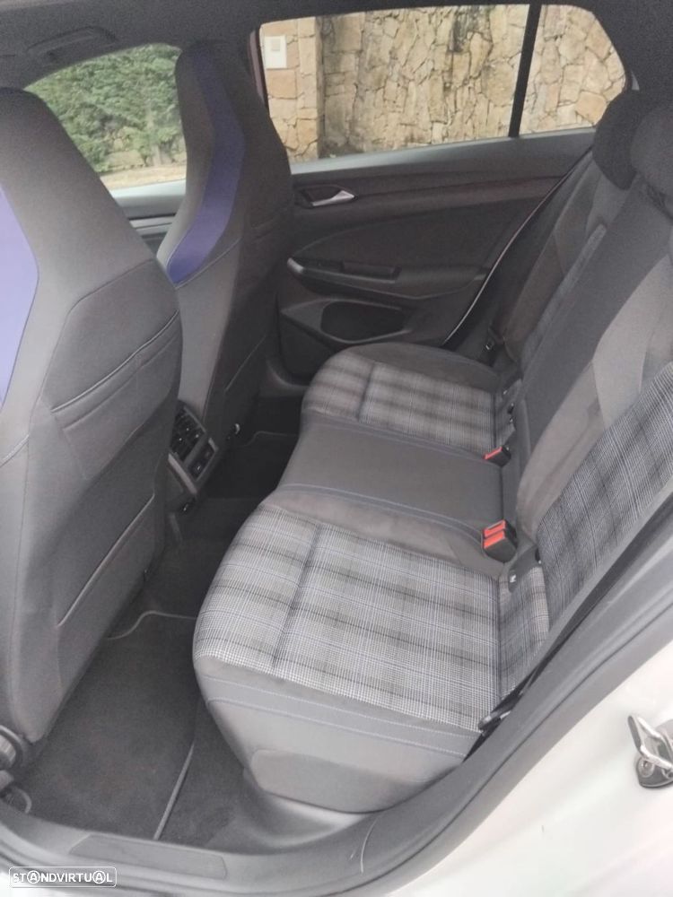 VW Golf 1.4 TSI GTE+ DSG - 11