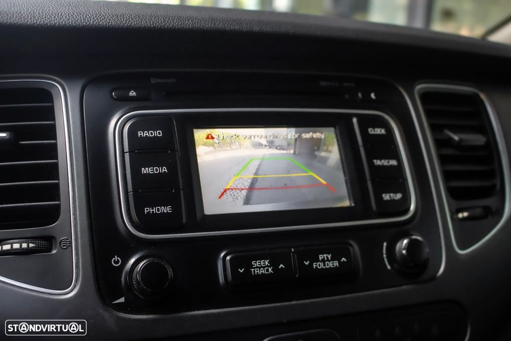 Kia Carens 1.7 CRDi ISG TX - 36