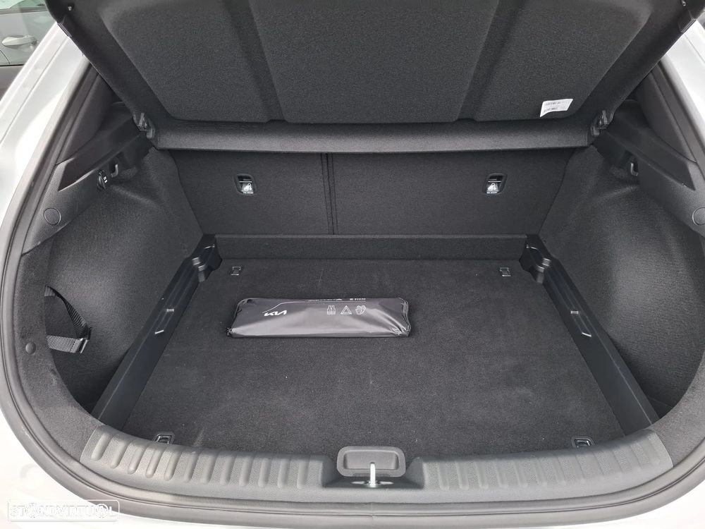 Kia XCeed 1.0 T-GDI Dynamic+ - 24