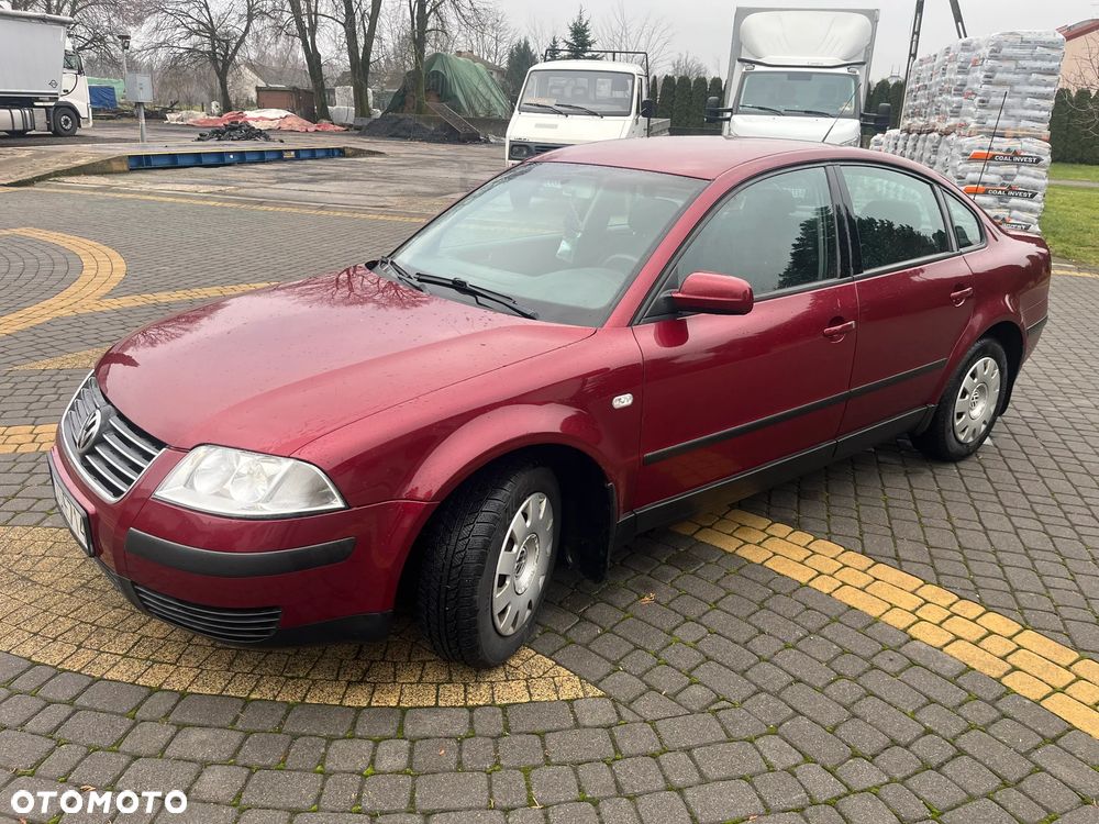 Volkswagen Passat 1.9 TDI Comfortline - 1