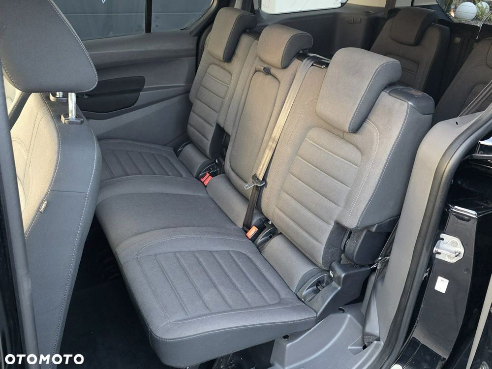 Ford Tourneo Connect Grand - 20