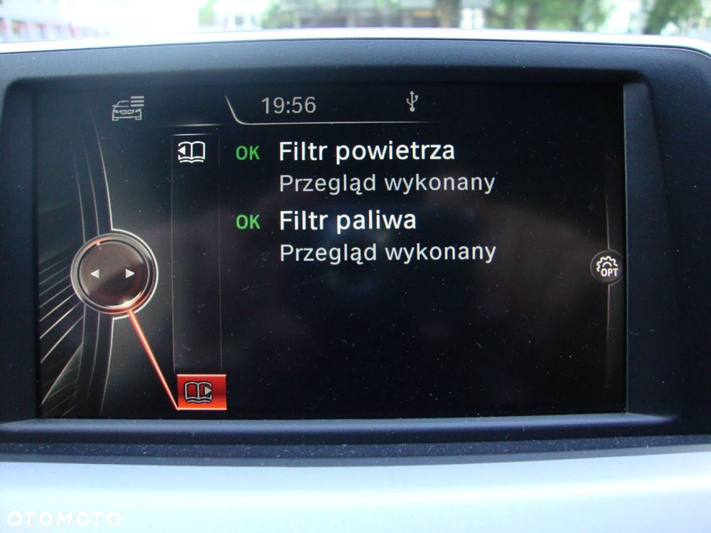 BMW X1 sDrive18d - 33