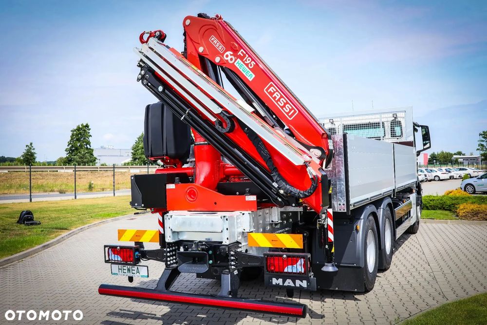 MAN TGS 33.480 6X4 BL CH Żuraw FASSI F195A.1.23 + skrzynia - 4
