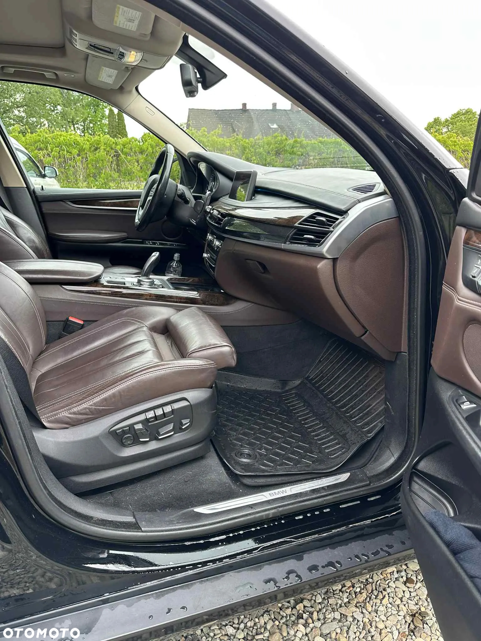 BMW X5 xDrive35i Sport-Aut - 24