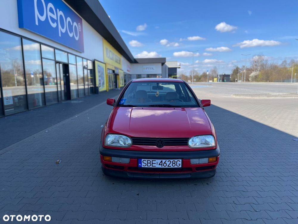 Volkswagen Golf 1.8 GL - 10