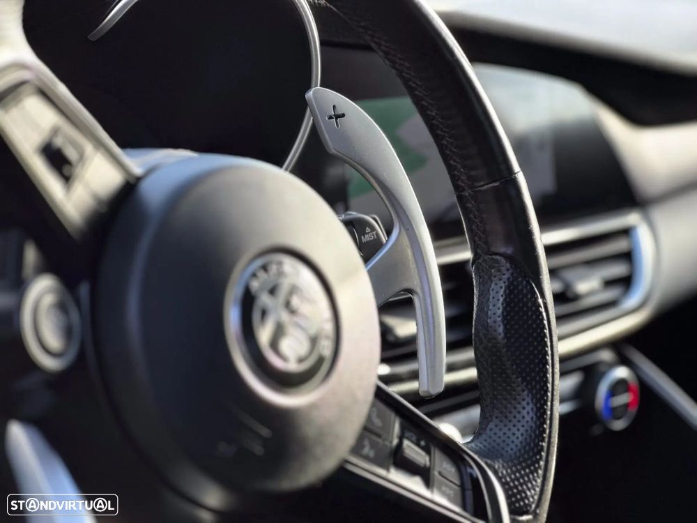 Alfa Romeo Giulia 2.2 D Sprint AT8 - 26