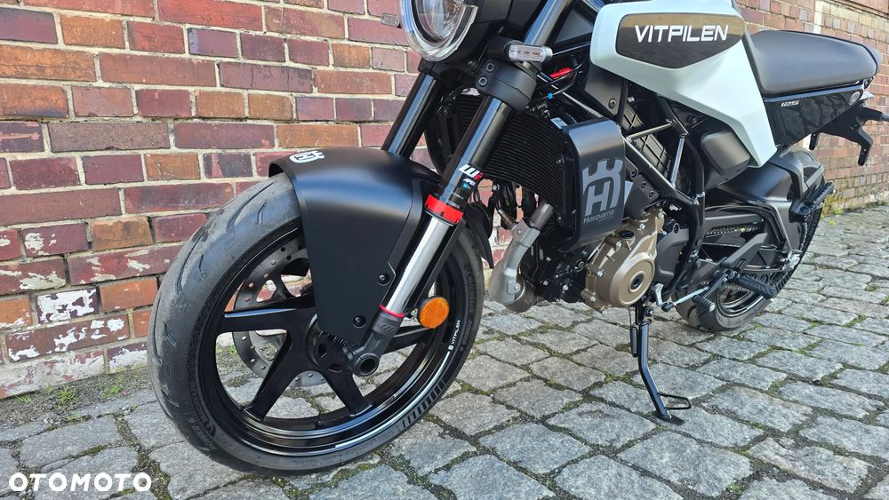 Husqvarna Vitpilen - 4
