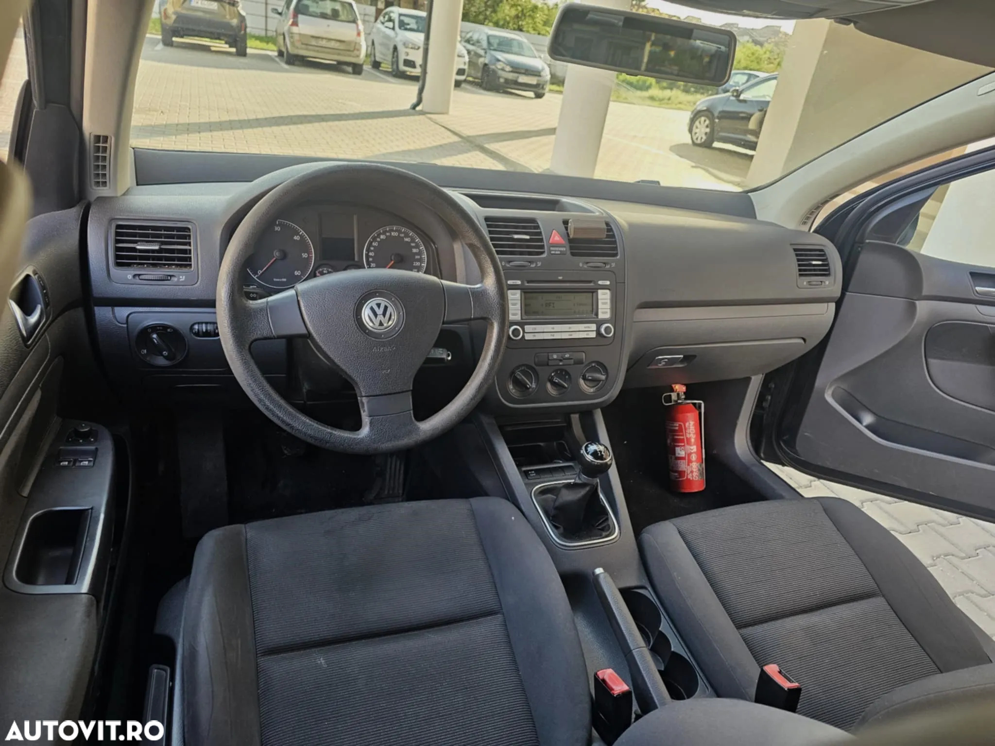 Volkswagen Golf 1.9 TDI DPF Comfortline - 14