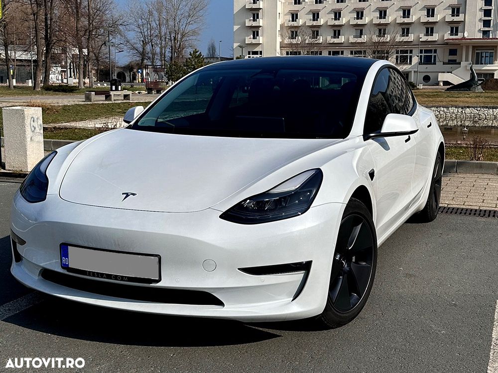 Tesla Model 3 Long Range - 2