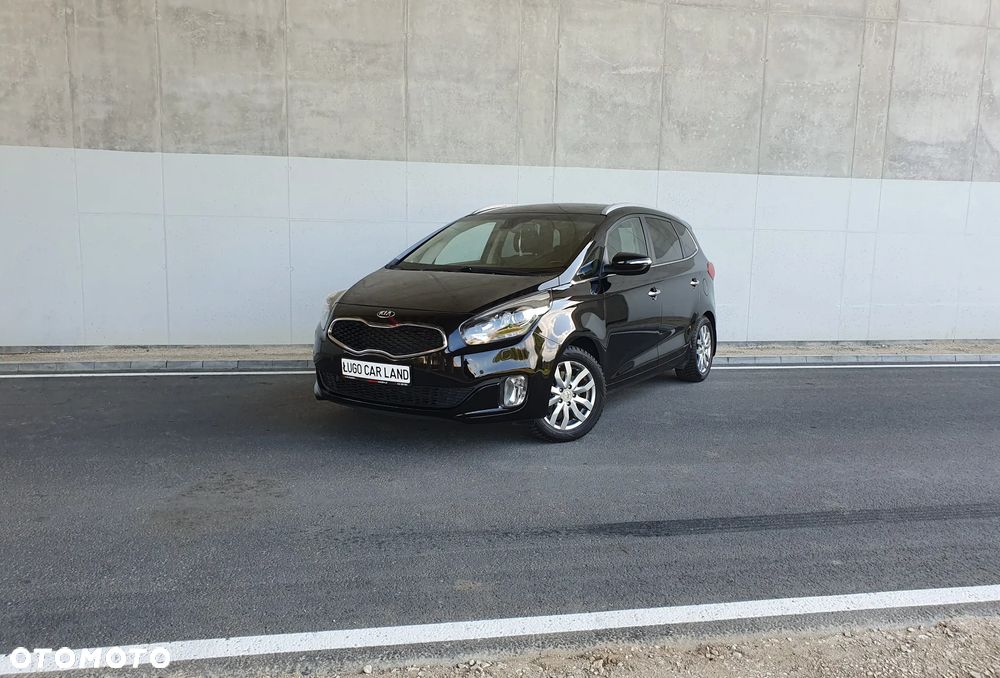 Kia Carens 1.6 GDI Dream-Team Edition - 1