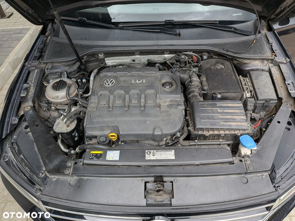 Volkswagen Passat 2.0 TDI (BlueMotion Technology) Comfortline - 26