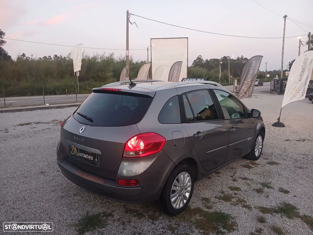 Renault Clio Break 1.2 16V Dynamique S - 8