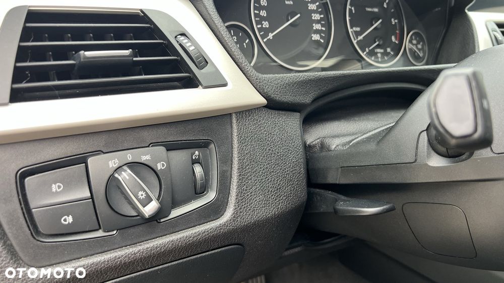 BMW Seria 3 318d Advantage - 12