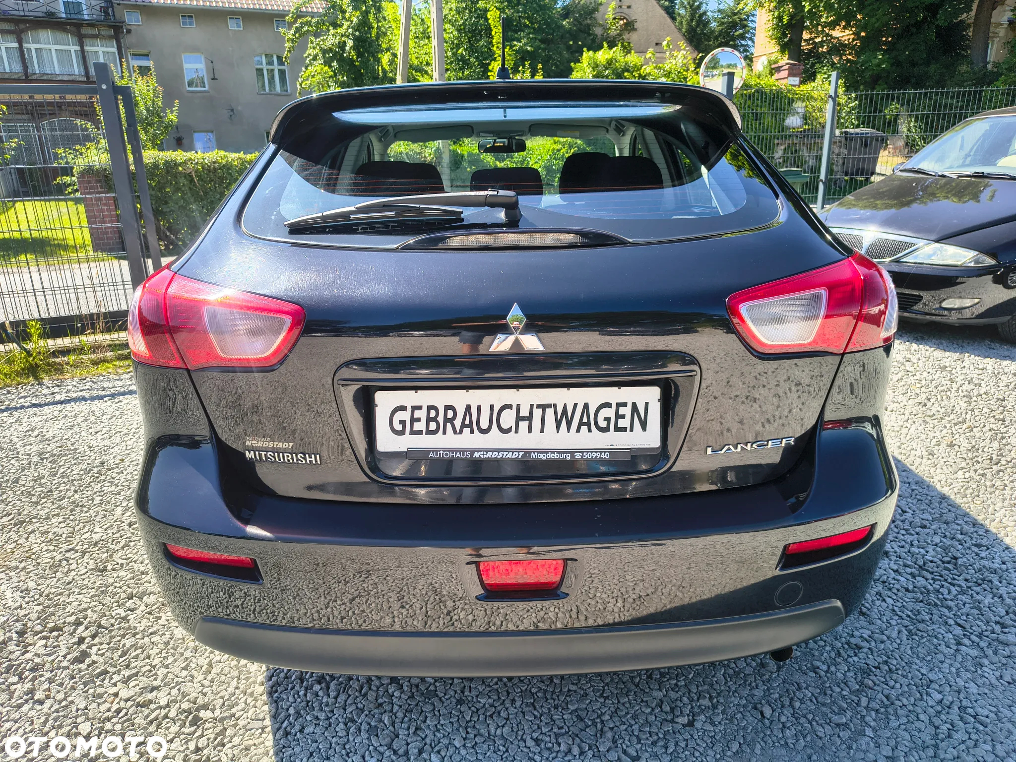 Mitsubishi Lancer 1.5 Invite - 7