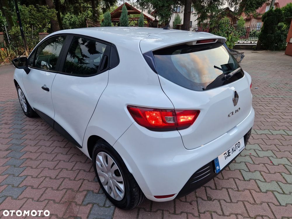 Renault Clio 1.2 16V Life - 31