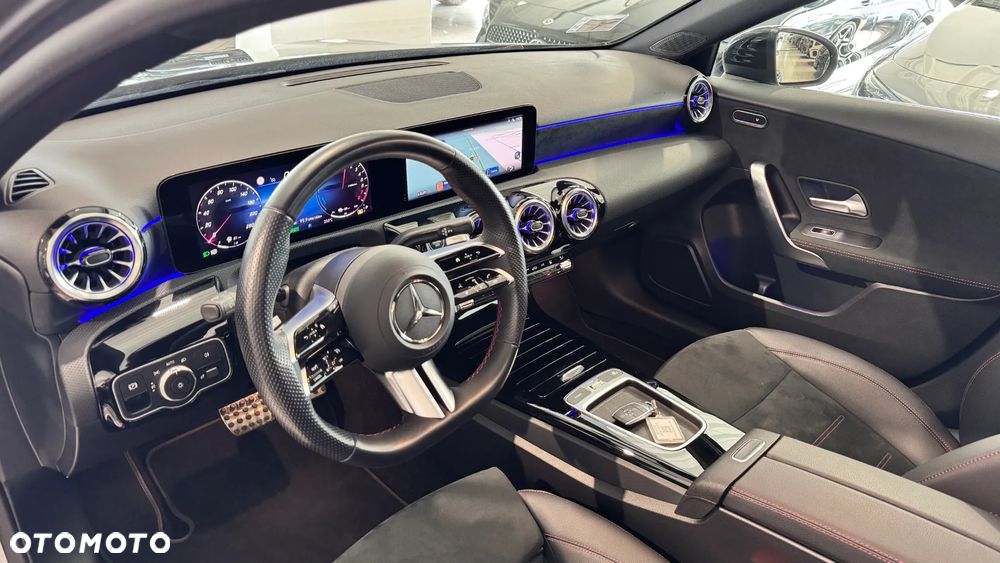 Mercedes-Benz Klasa A 250 e PHEV AMG Line 8G-DCT - 12
