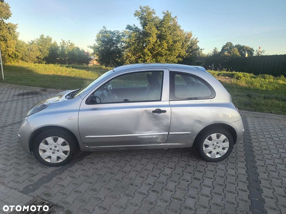 Nissan Micra - 4
