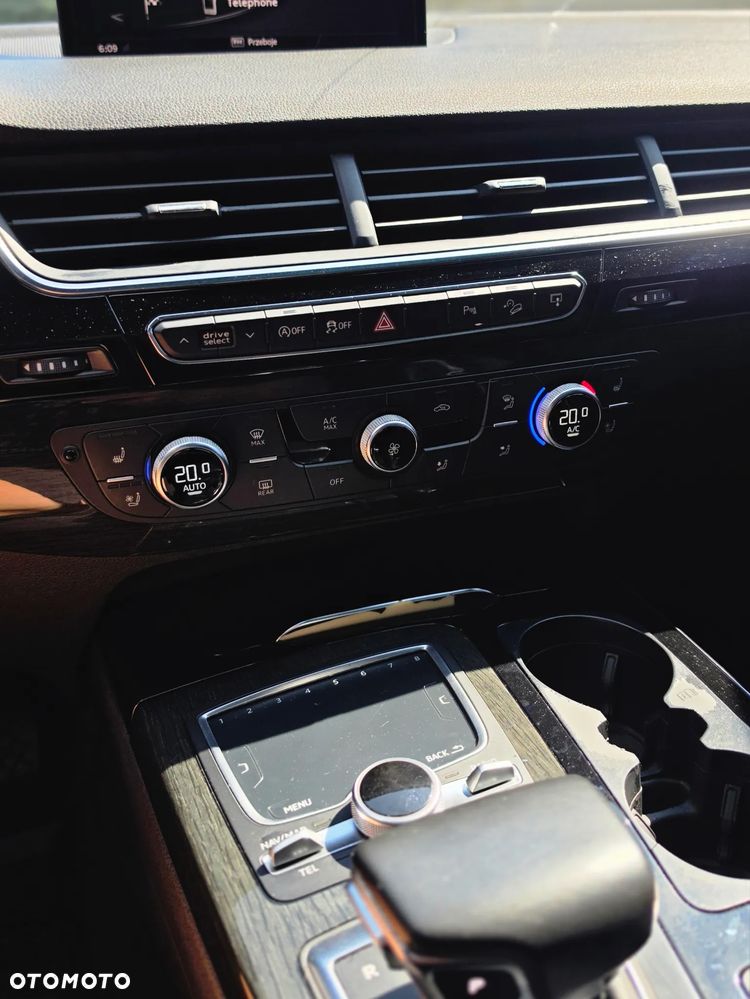 Audi Q7 3.0 TFSI Quattro Tiptronic - 31