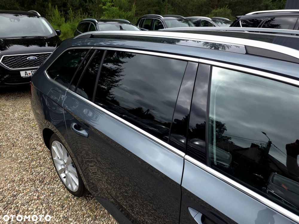 Skoda Superb 2.0 TDI Style DSG - 30
