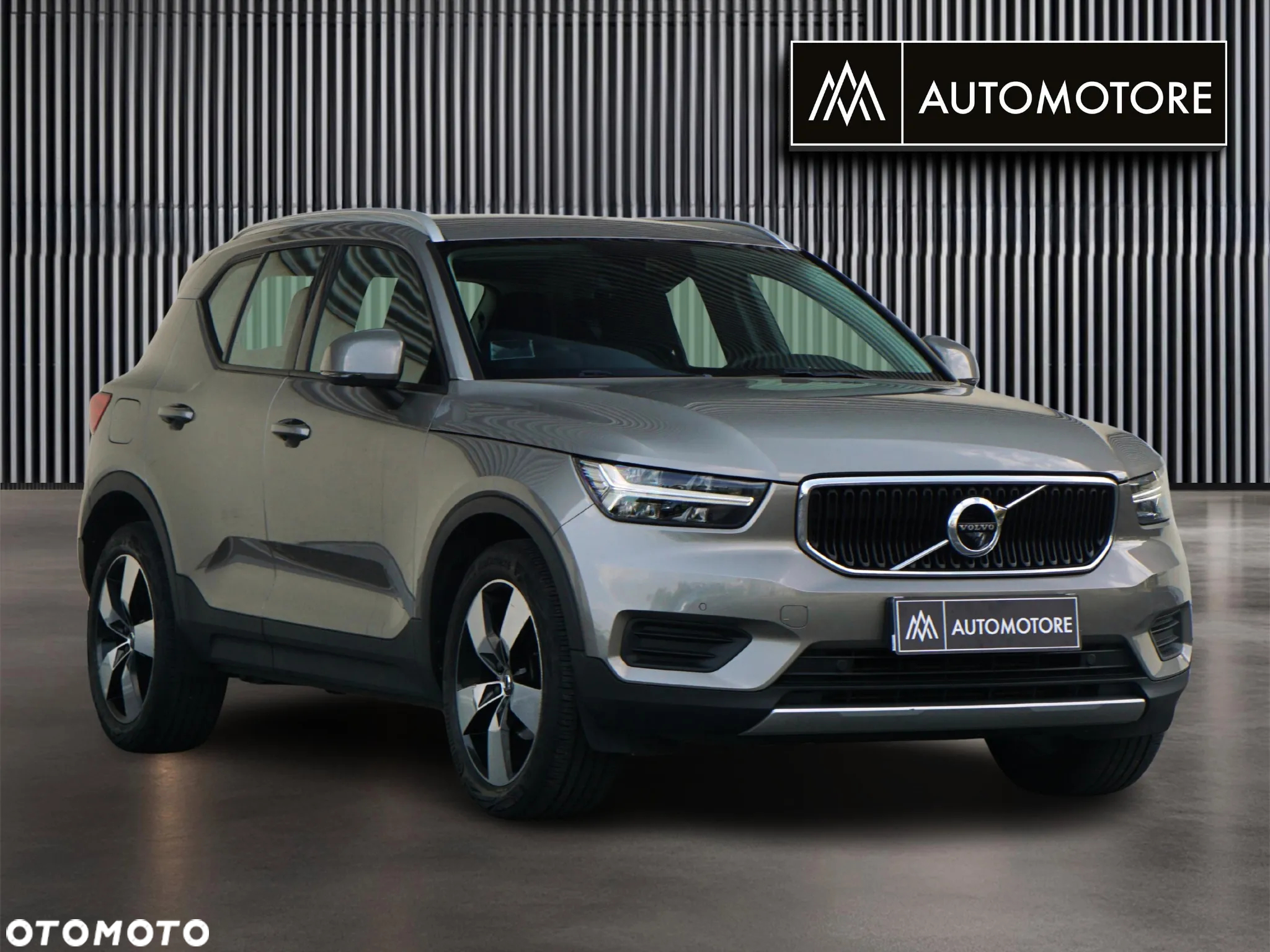 Volvo XC 40 T3 Momentum - 5