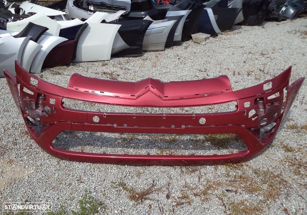 Para-choques C4 Grand Picasso modelo ano 2009 a 2011 (original e em bom estado)