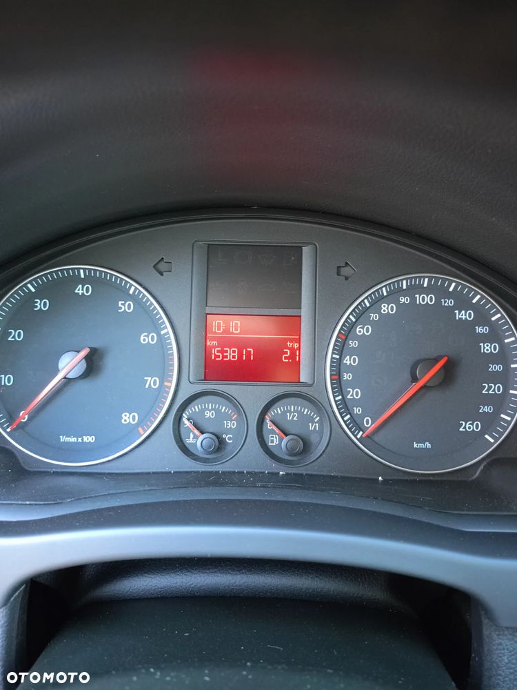 Volkswagen Golf - 11