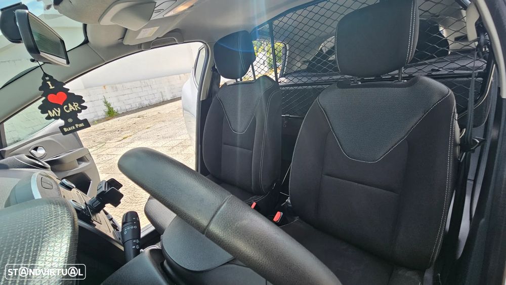 Renault Clio 1.5 dCi Zen - 27