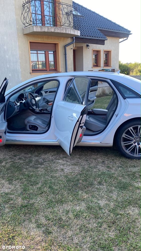 Audi A8 4.2 FSI L Quattro - 33