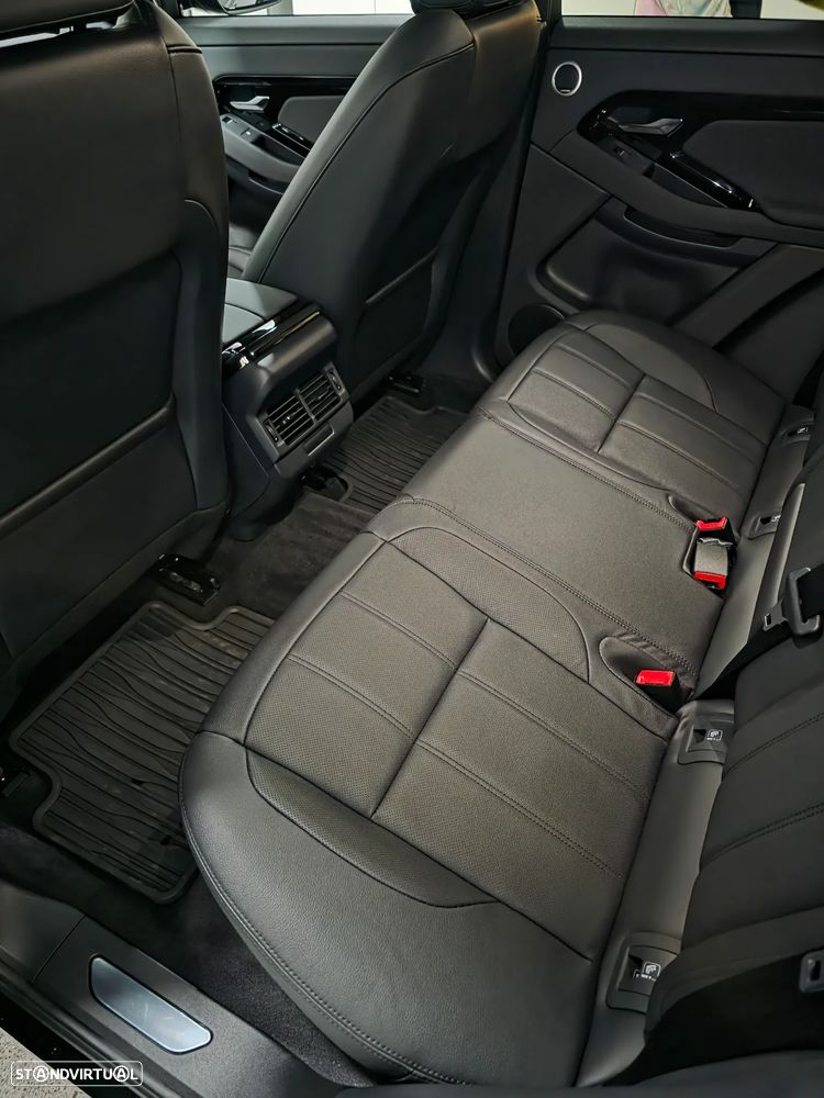 Land Rover Range Rover Evoque 1.5 P300e AWD R-Dynamic SE Auto - 17