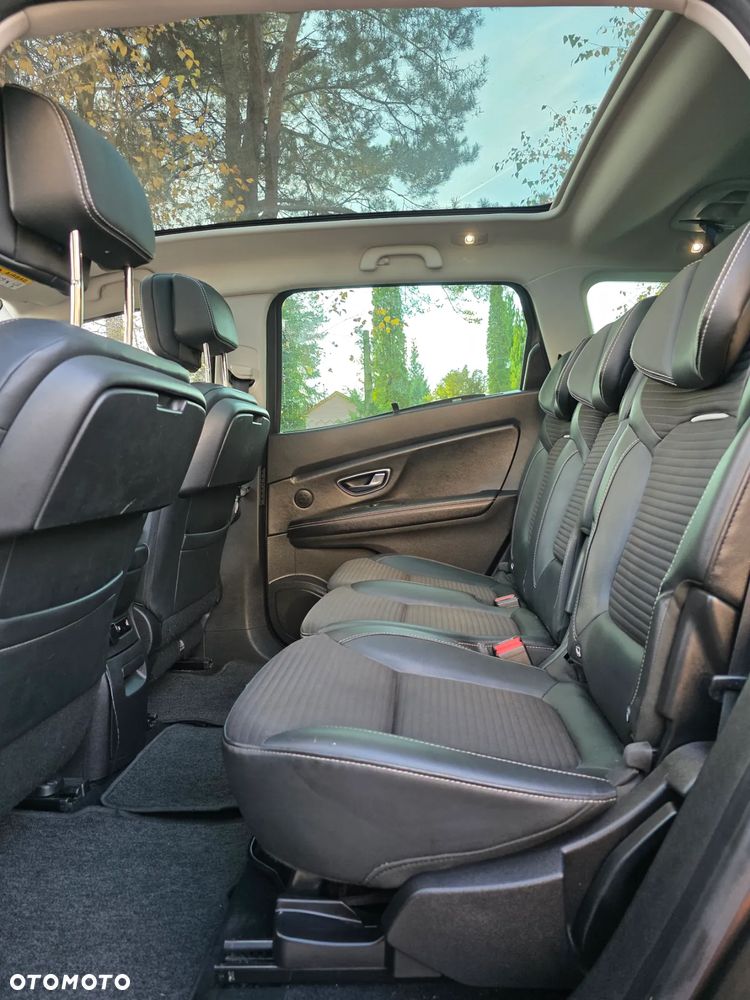 Renault Grand Scenic ENERGY TCe 130 BOSE EDITION - 30