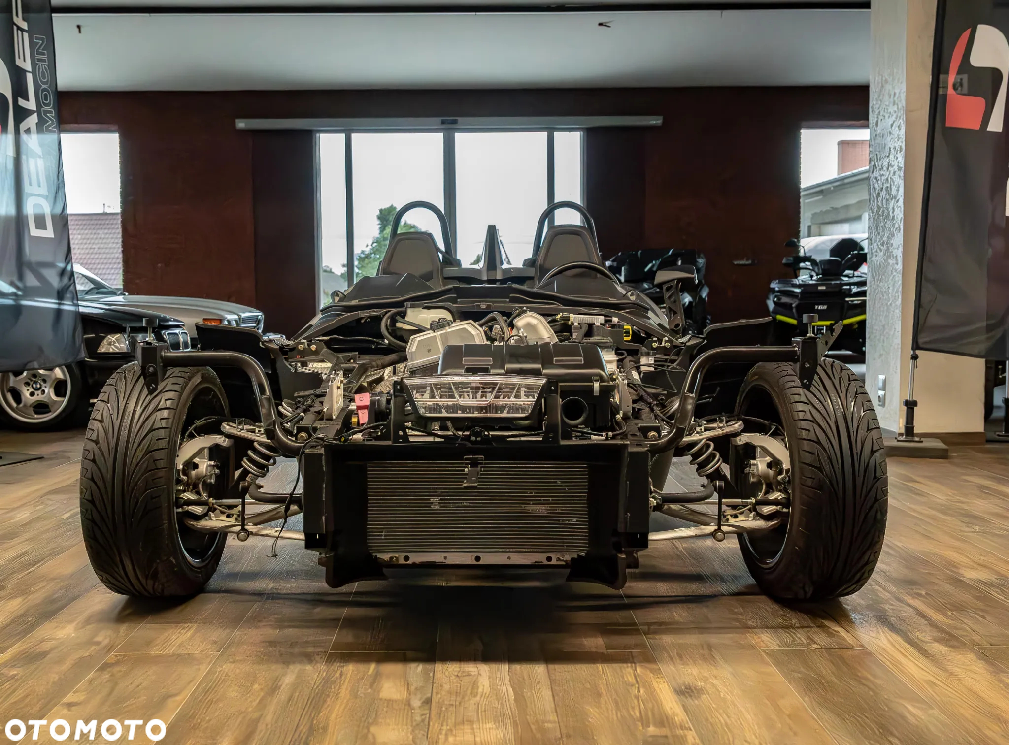Polaris Inny - 2