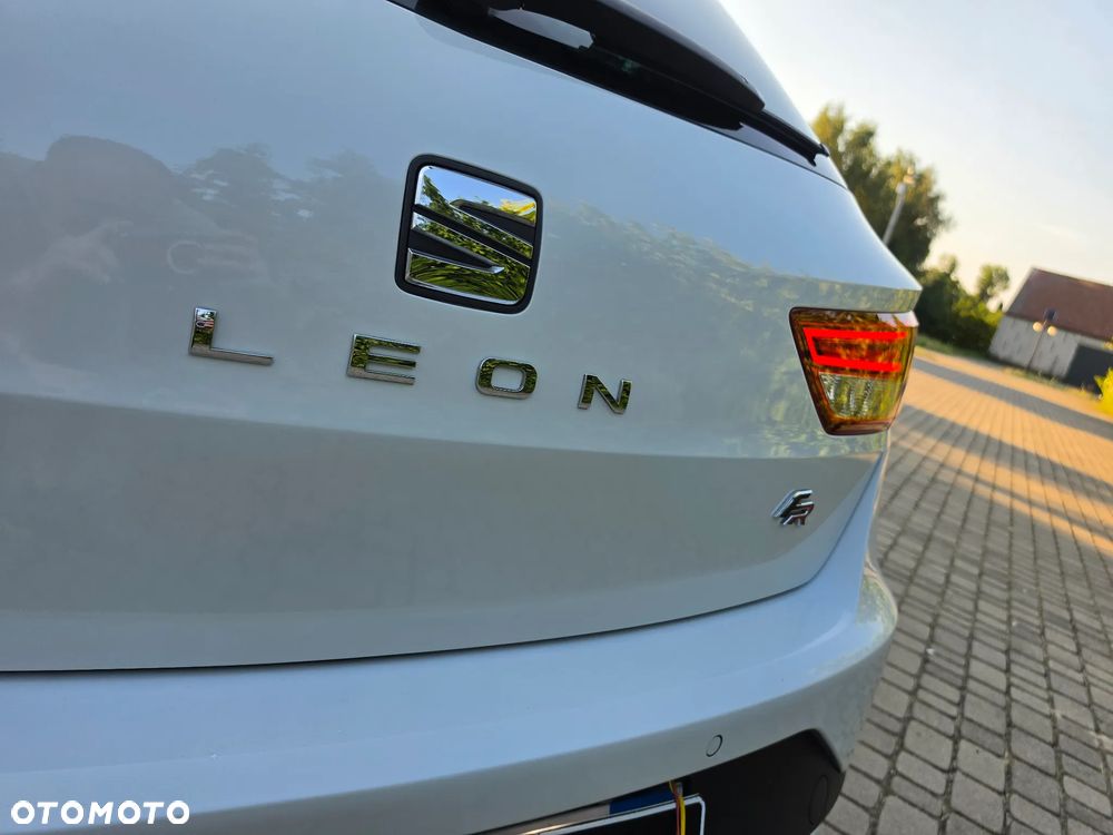 Seat Leon 2.0 TDI DPF Start&Stop DSG FR - 12