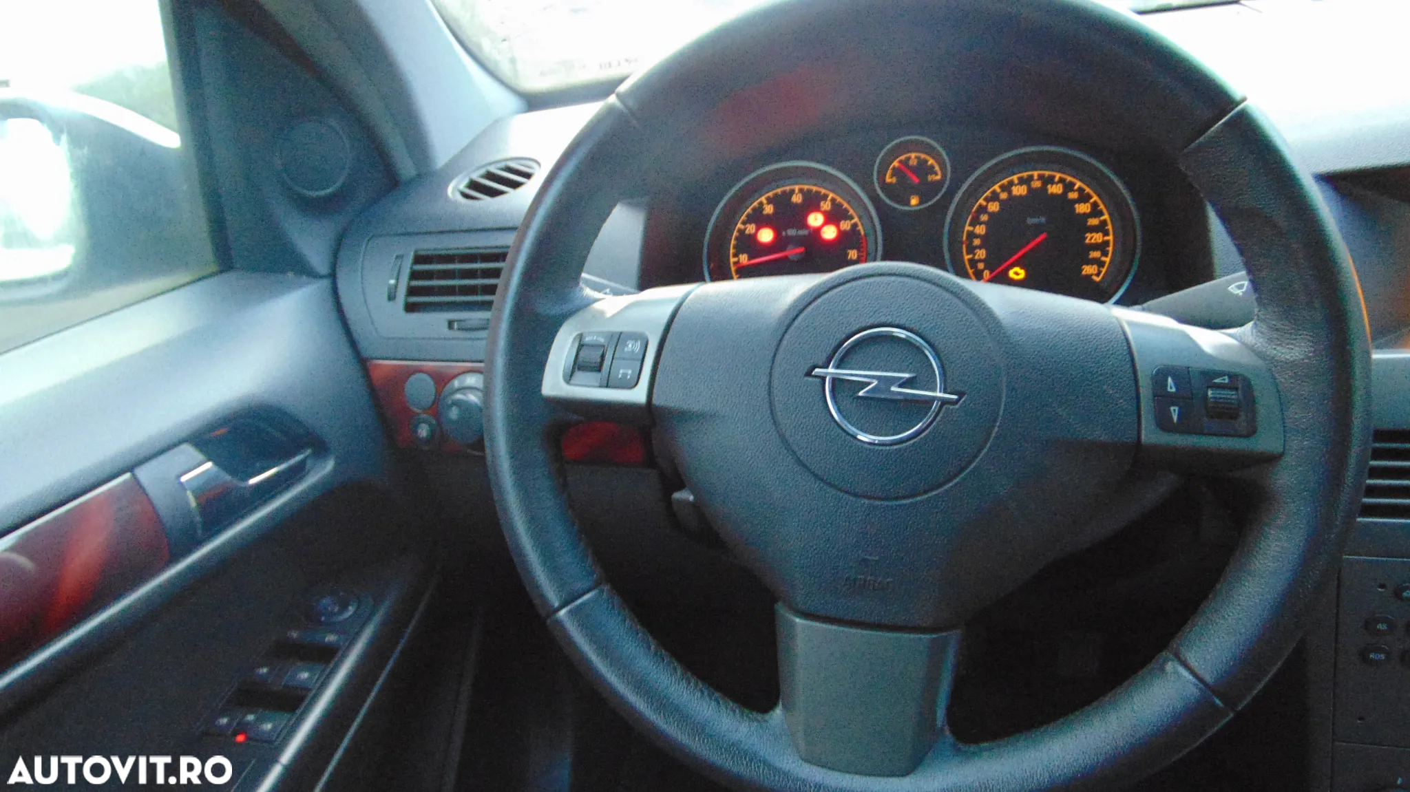 Piese opel Astra H 1.6 benzina cod motor Z16 XEP an 2006 - 14