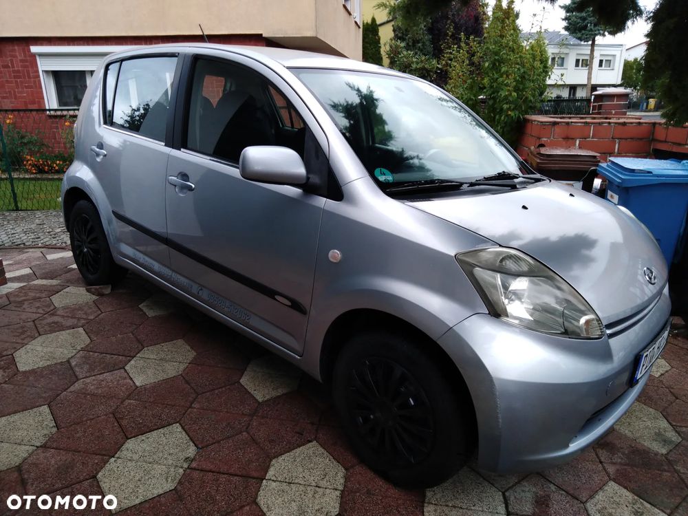 Daihatsu Sirion 1.0 - 1