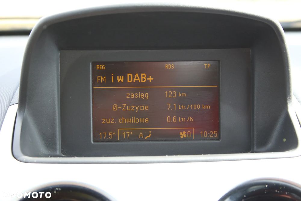 Opel Corsa 1.6T GSI - 34