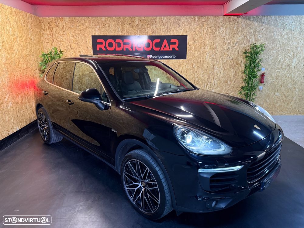 Porsche Cayenne 3.0 V6 - 1