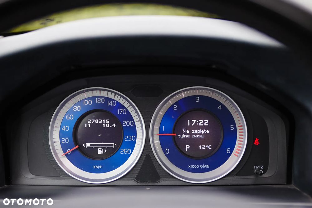 Volvo V60 D4 Geartronic RDesign - 14
