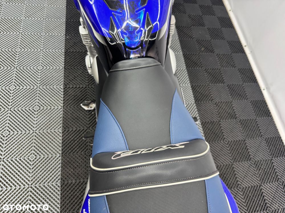Yamaha XJR - 23