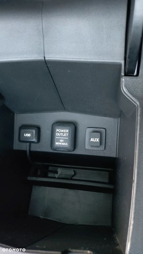 Honda CR-V 2.0i-VTEC 4WD Automatik Executive - 34