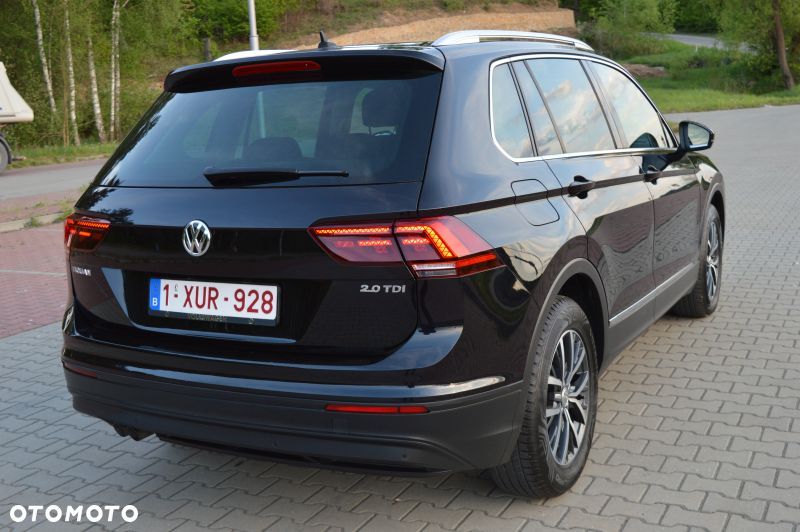 Volkswagen Tiguan - 16