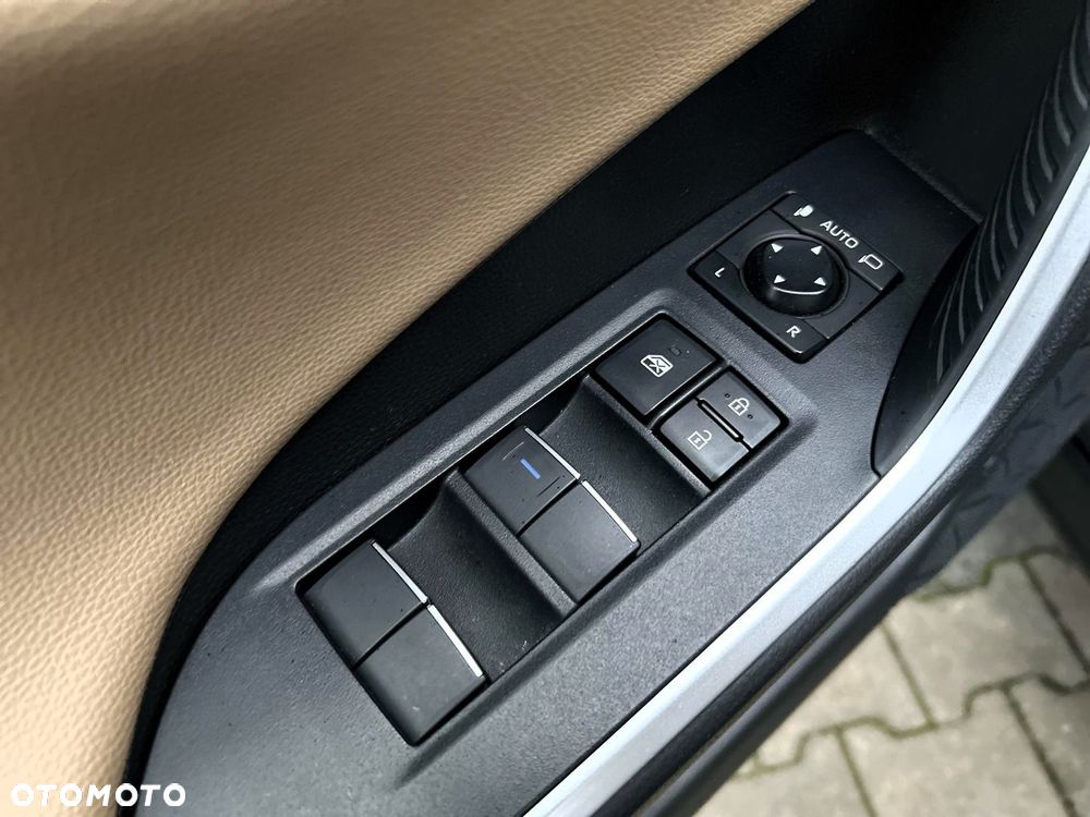 Toyota RAV4 2.5 Hybrid Executive 4x4 - 28